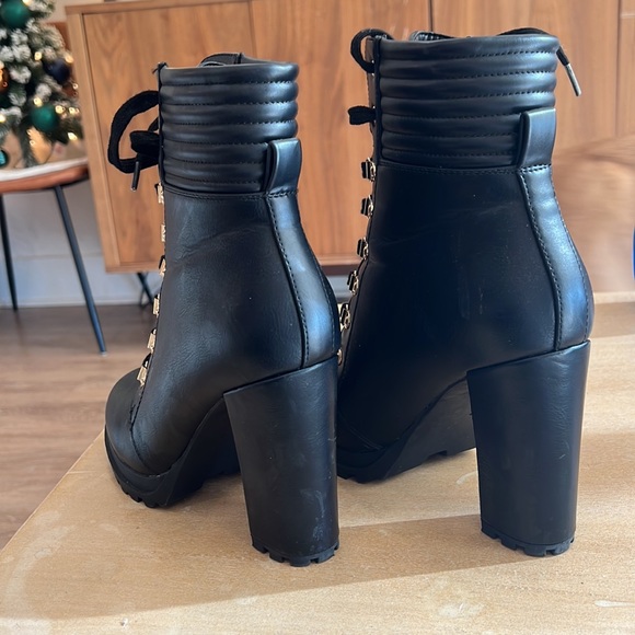 Platform lace up booties - Picture 5 of 5